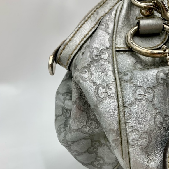 Auth Gucci Silver Gray Metallic Guccisima Leather Convertible Sukey Bowler Bag - Picture 8 of 16
